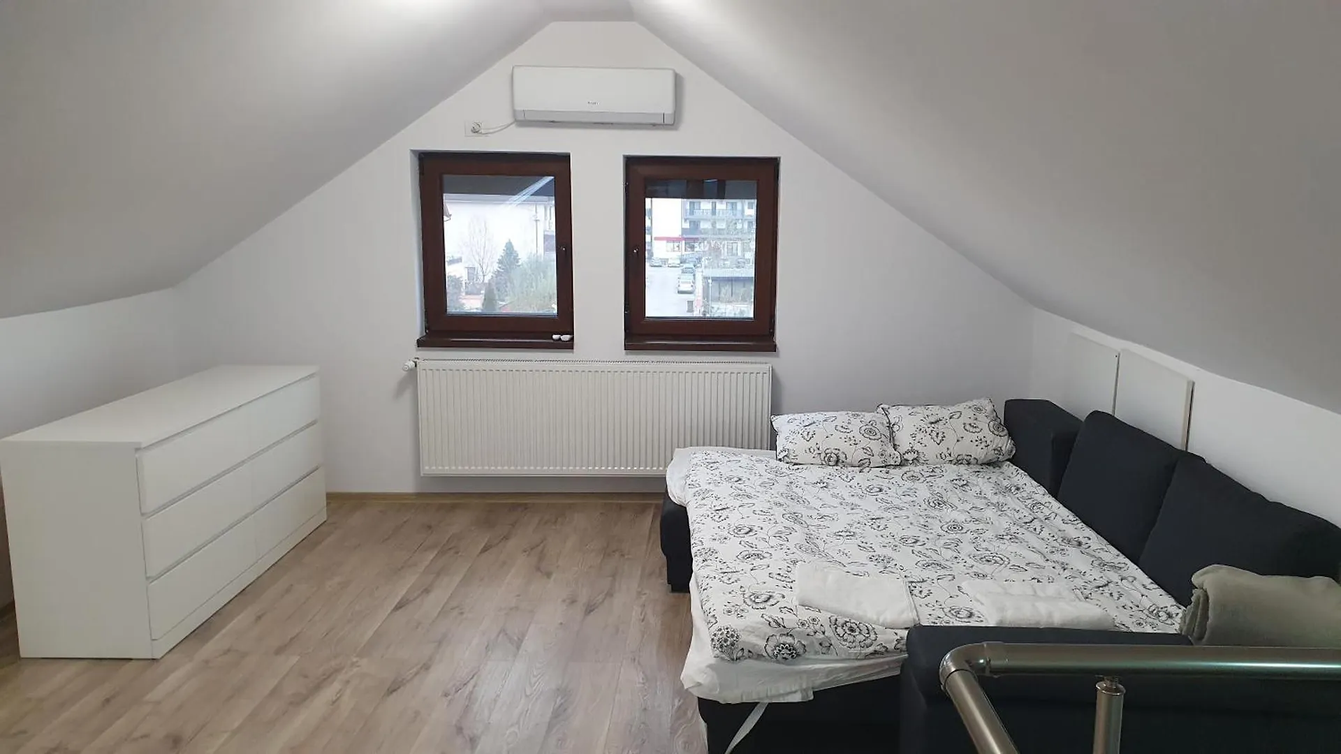 Vakantiehuis Mrs House 2 Villa Boekarest